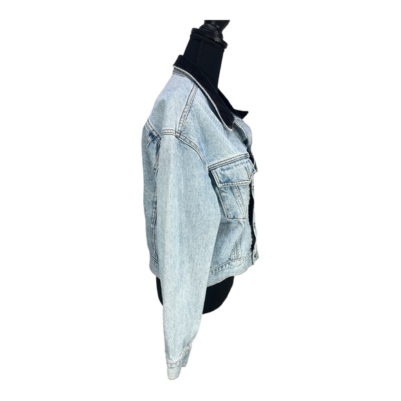 VTG 90's GUESS by George Marciano Light Wash Denim Jacket with Velvet Collar - Picture 6 of 10